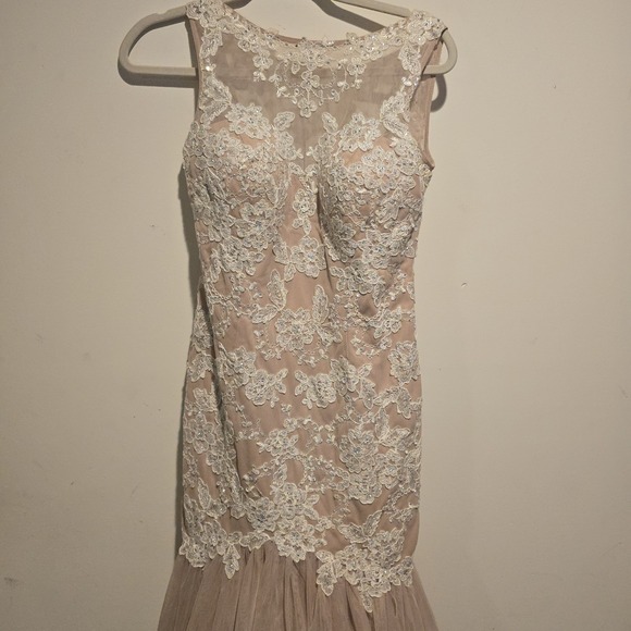 Xscape Dress Size 8 Beige White Lace Mermaid Prom Formal Sleeveless - Picture 2 of 8